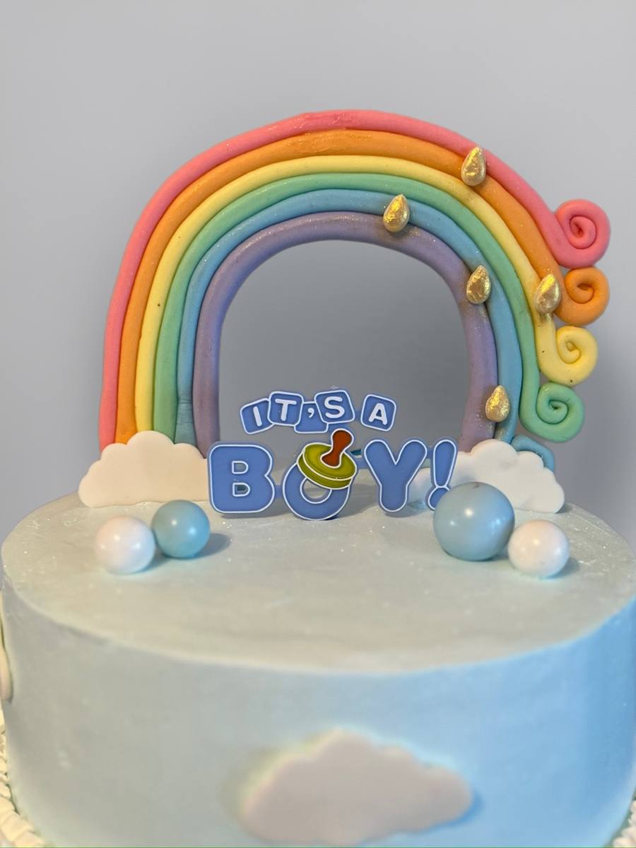 Pastel de revelación de género arcoíris pastel, It's a Boy por Cakes by Steph