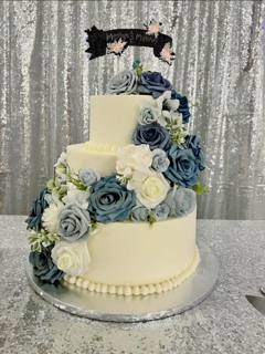 Floral wedding cake
